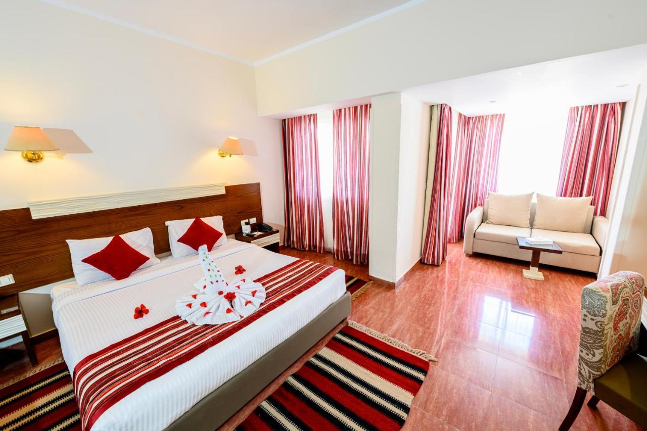 Golden Beach Resort ฮูร์กาดา ภายนอก รูปภาพ